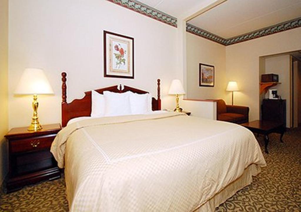Comfort Suites Bethlehem Near Lehigh University And Lvi Airport Exteriér fotografie