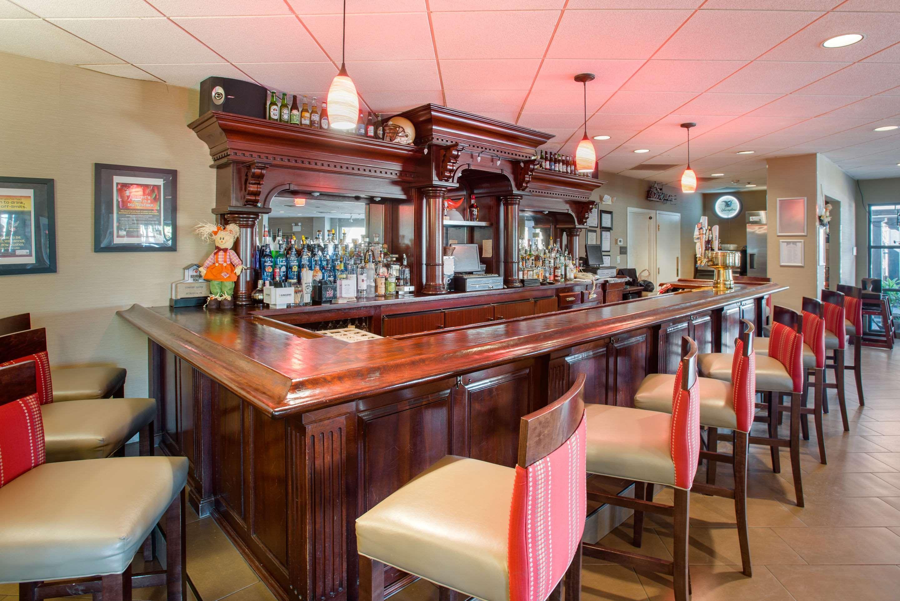 Comfort Suites Bethlehem Near Lehigh University And Lvi Airport Exteriér fotografie